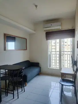 Disewakan Per Tahun. Tipe 2 BR. Furnished. Free IPL. Cimanggis.