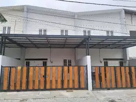 rumah baru 2lt murah 900 jt Surabaya Medokan