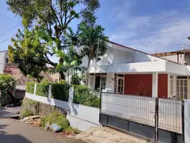 TURUN HARGA RUMAH LAMA DEKAT GANDARIA CITY KEBAYORAN LAMA