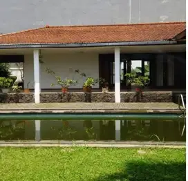 jual cepat! rumah sebelah kampus Unpar ciumbeluit cocok kost