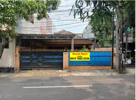 Jual cepat rumah di petukangan selatan  jakarta selatan