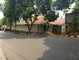 JUAL RUMAH STRATEGIS 1 LANTAI DI TAMAN RADIO DALAM JAKARTA SELATAN
