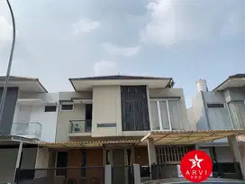 Dijual Rumah Mewah di Citra  Grand Cibubur, Bekasi