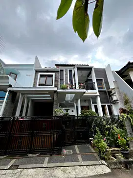 JUAL RUMAH STRATEGIS 2,5 LANTAI SIAP HUNI TANJUNG MAS RAYA JAGAKARSA