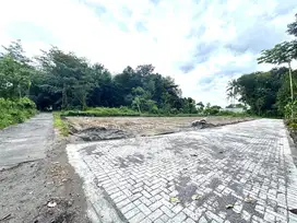Belakang Kampus UII Yogyakarta, Prospek Bangun Kos/Rumah