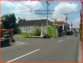 Lokasi dekat Kampus UGM dalam perumahan Lempongsari , SHM P aman