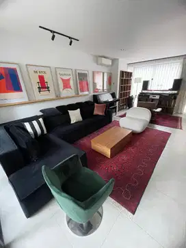 NICE HOUSE OZONE RESIDENCE DI VETERAN JAKARTA SELATAN