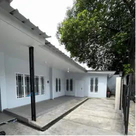 Dijual Rumah 2 Lantai cocok untuk  Usaha dan Perkantoran di Benhil
