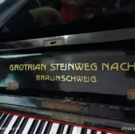 Piano Grotian Steinweg CEPAT DI-NEGO