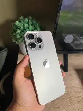 iPhone 15 Pro max Natural Titanium 512gb Super Mulus