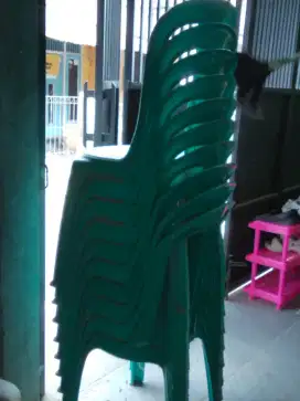 Kursi plastik merk napolly