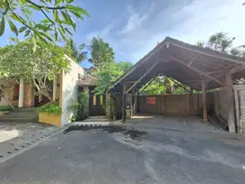 Rumah Artistik di Petitenget Seminyak