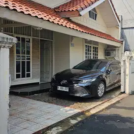 Di sewakan Rumah area Tebet lokasi strategis