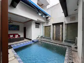 Rumah Mewah Dilengkapi Kolam Renang Dengan Harga Terjangkau