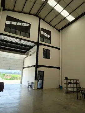 Gudang Aero Biz Hub 3 In 1 (Ukuran 9x24 m)