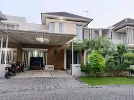 Rumah Minimalis 2 Lt Mewah Royal Residence