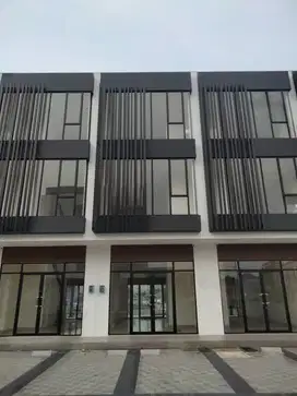 Ruko Hampton Walk, Tangerang 173 M 3 Lantai Bagus