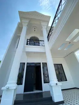 Rumah mewah 1,3M 2lt gaya eropa dkt tol cibubur