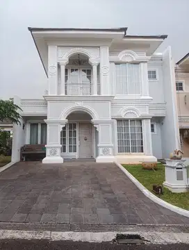 Dijual Rumah Cantik 2 Lantai di The Green Cluster Bellagio Bsd