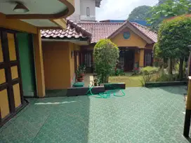 Dijual Cepat Rumah Besar di Lembang