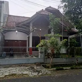 Jual Rumah siap huni di Cikutra bandung