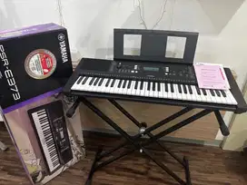 Keyboard Yamaha PSR E-373
