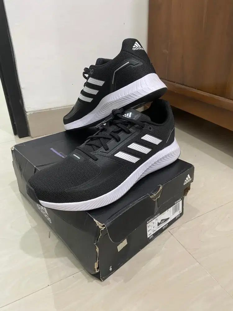 Sepatu Adidas RUNFALCON 2.0 FY5943