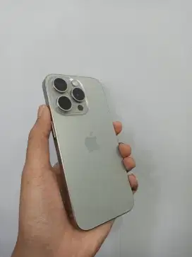 iPhone 15 Pro 256gb ex inter, jaringan terdaftar & fullset ori
