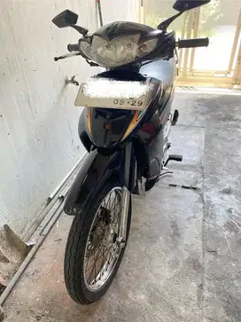 Suzuki Shogun 2004 125 Hitam