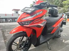 Vario 125 new merah