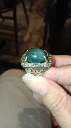 Cincin batu ijo Garut
