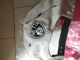 Topi pria trend