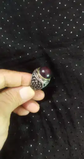 Cincin dgn batu natural Ruby
