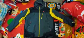 Jaket outdoor AVOO