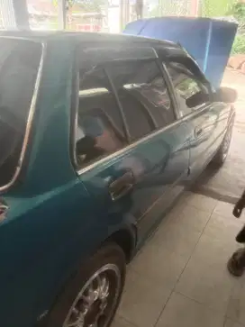Dijual om mobil Honda Civic lgx tahun