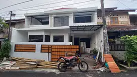 Dijual Cepat Rumah Besar Super Murah di Benda Barat Pamulang.