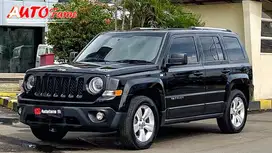 Jeep Patriot Limited AWD NIK 2011 Black On Beige Full Original Perfect