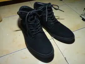 Sepatu H&M size 41