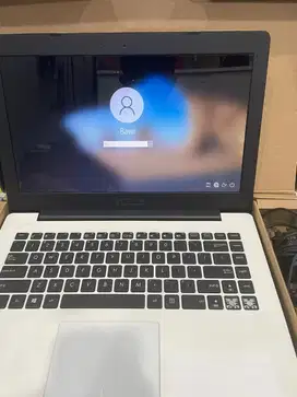 Laptop Asus X453S