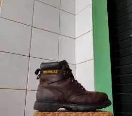 Caterpillar size 42 original