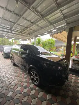 INNOVA VENTURER 2.4 A/T DIESEL 2022