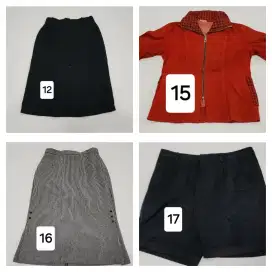 Jual Se Paket 12 pcs Pakaian Wanita Kaos Sweater Mantel Rok Polo Shirt