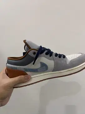 Air Jordan 1 Low SE Phantom Denim