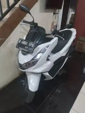 Honda PCX 160 CBS Tahun 2022 CASH & CREDIT DP CUMA 2 JUTA