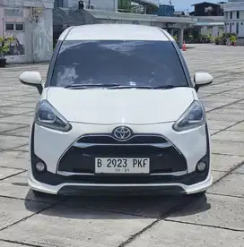 Toyota Sienta 2019 Q A/T Pjk pjg Tgn 1 istimewa record km 40 ribu