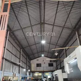 Workshop Di Delta Mas Dekat Gerbang Toll