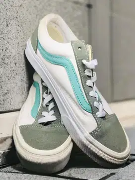Van’s Style 36 Retro Sport Deep Lichen/Creme De Menthe