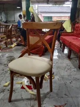 Kursi cafe, kursi makan, kursi jati, kursi silang