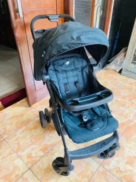 STROLLER + CARSEAT JOIE MUZE LX