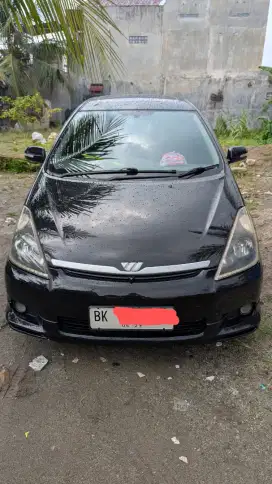 Toyota Wish Legend 2005